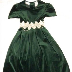 Bonnie Jean New York green Velour dress